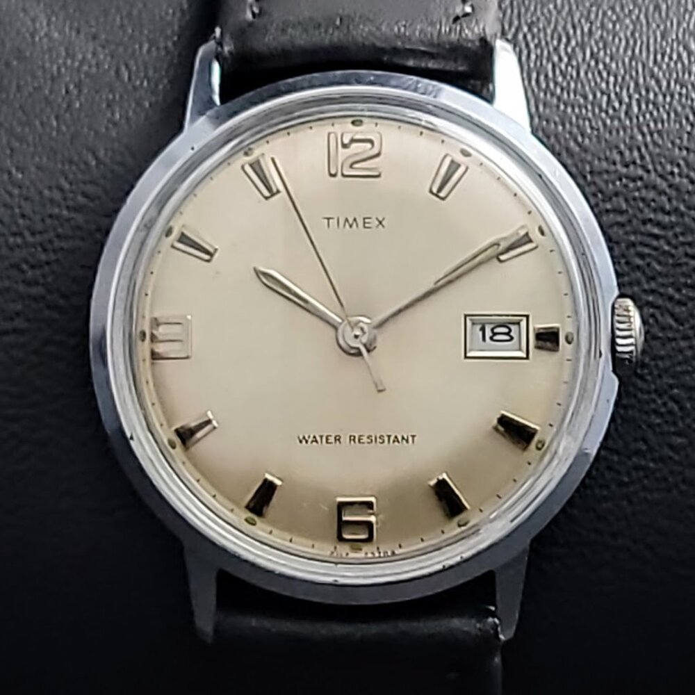Vintage Timex Marlin Men’s Mechanical Date Watch – Silver-Tone Case, Cream Dial